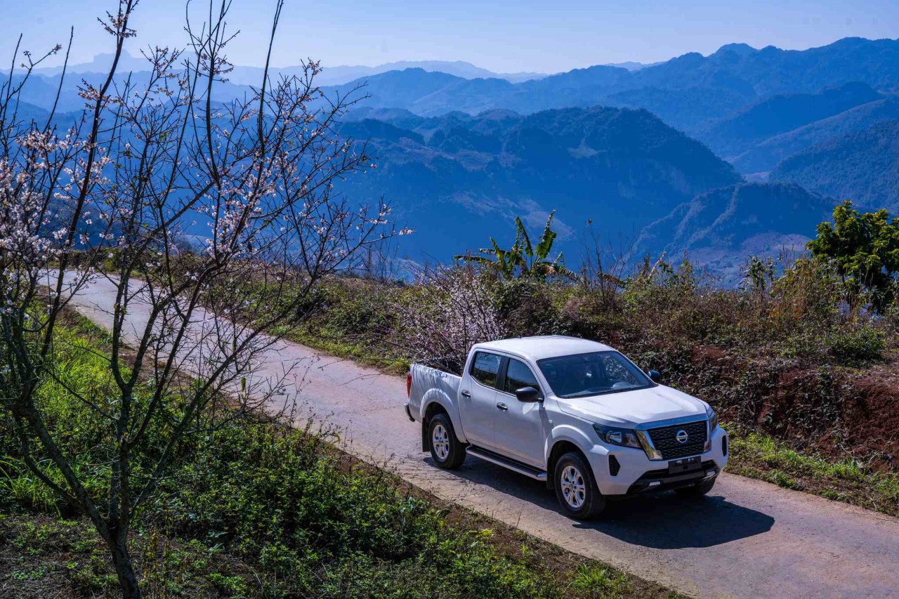 Nissan Navara EL 2WD - Ngôi sao bán tải tầm giá dưới 700 triệu