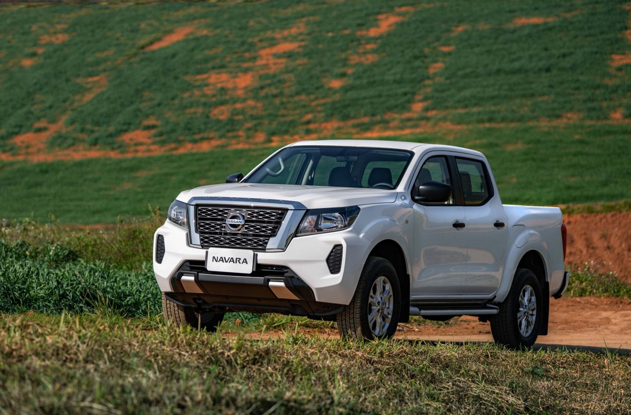 Nissan Navara EL 2WD - Ngôi sao bán tải tầm giá dưới 700 triệu