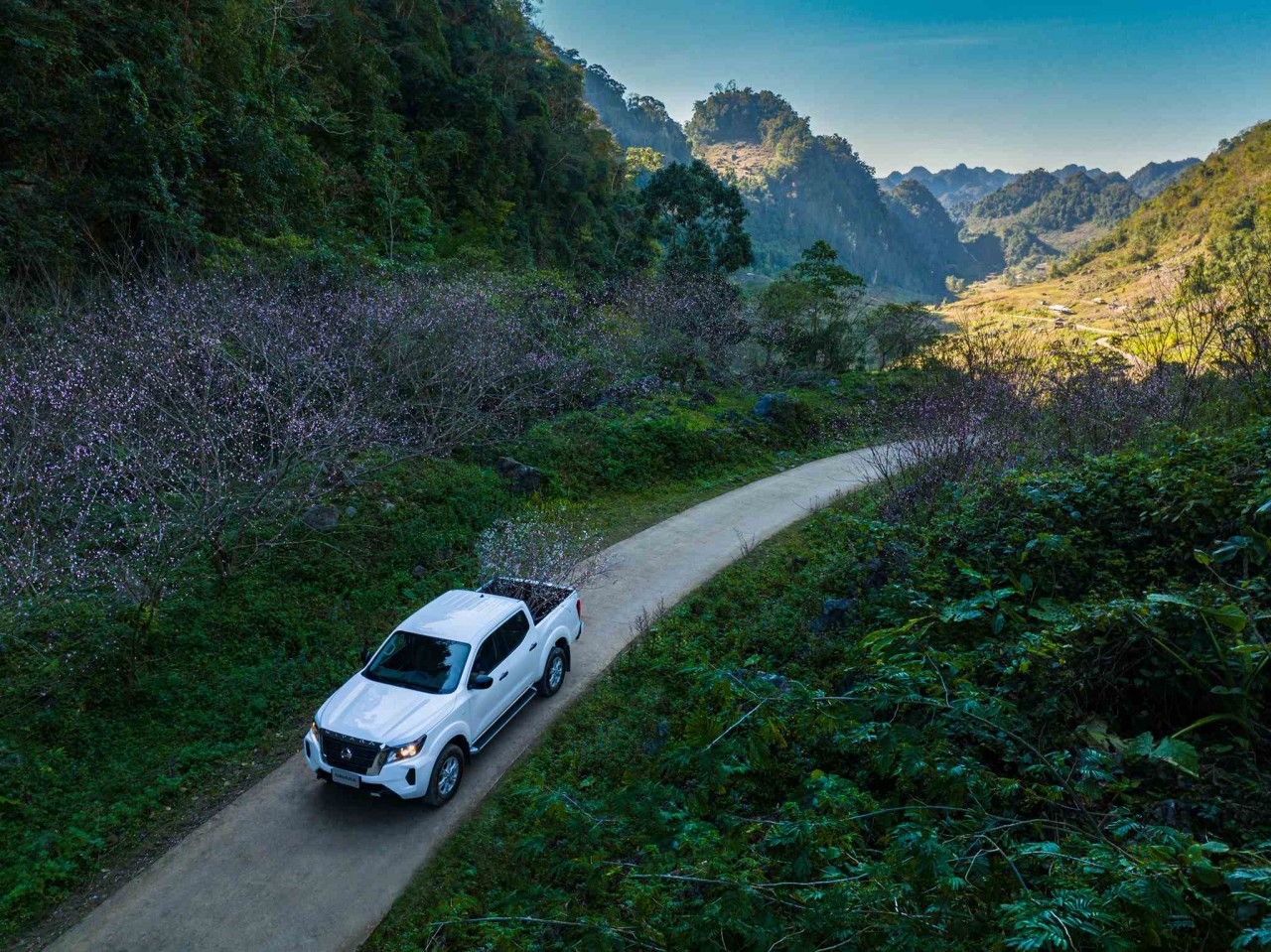 Nissan Navara EL 2WD - Ngôi sao bán tải tầm giá dưới 700 triệu