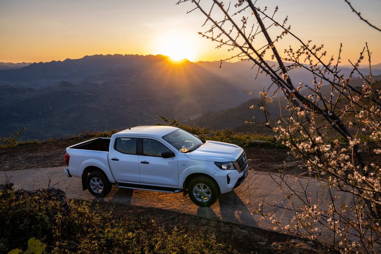 Nissan Navara EL 2WD - Ngôi sao bán tải tầm giá dưới 700 triệu