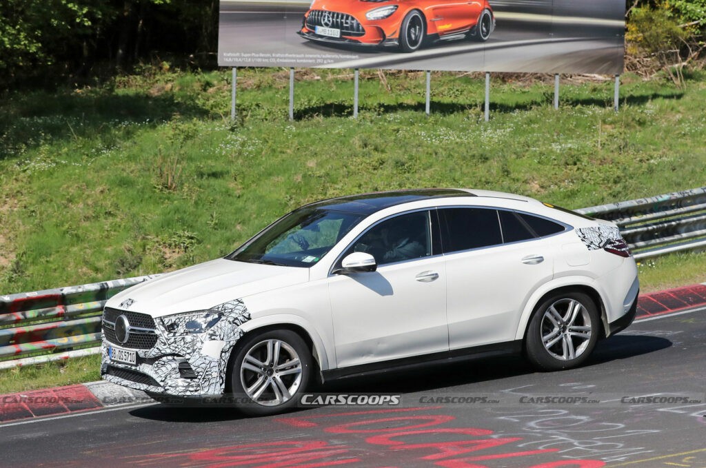 Mercedes GLE 2024 nâng cấp hé lộ hình ảnh thiết kế mới Mercedes GLE 2024 nâng cấp hé lộ hình ảnh thiết kế mới