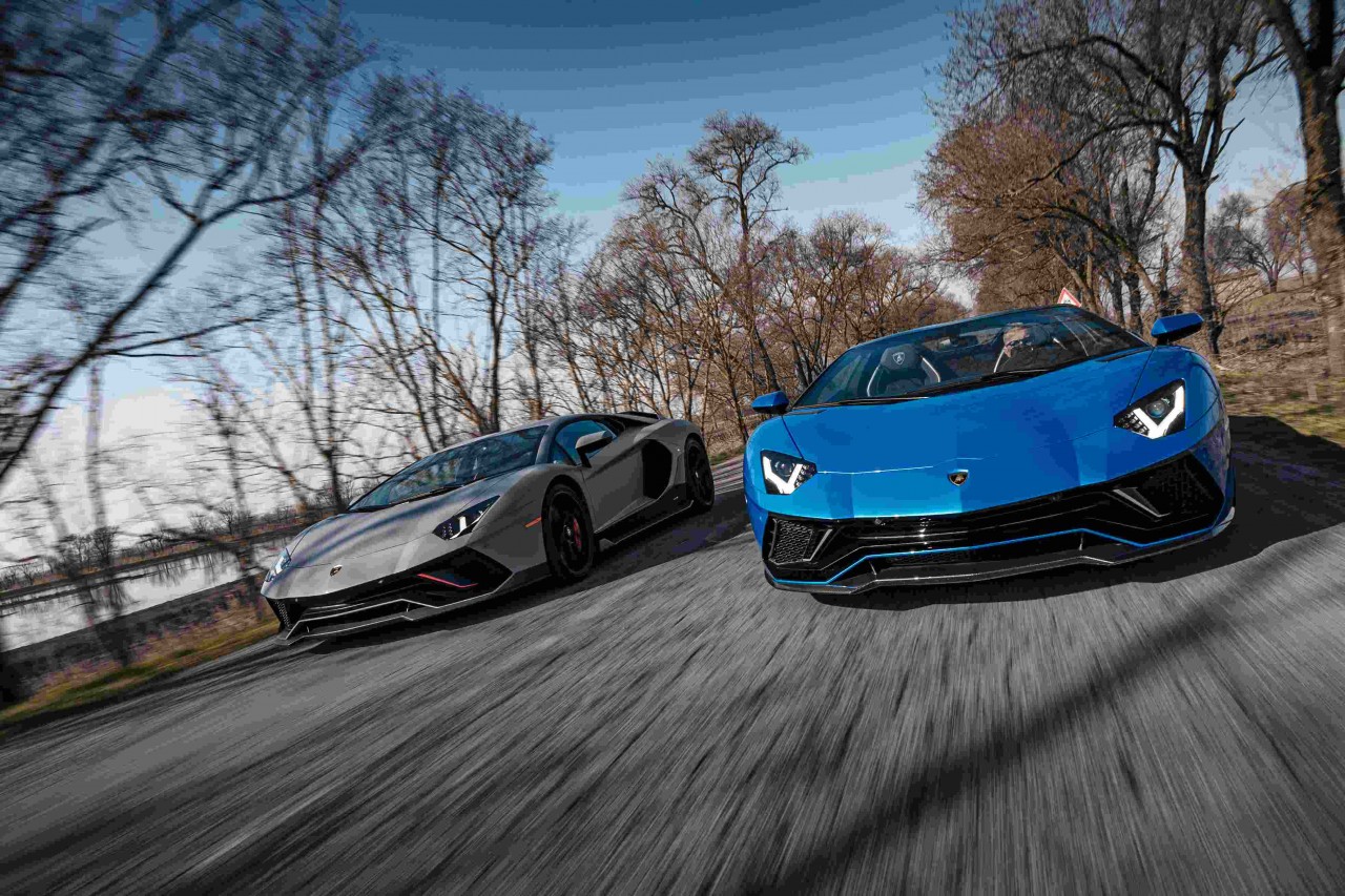 Nhìn lại dòng đời khối động cơ V12 - “Trái tim” của Lamborghini