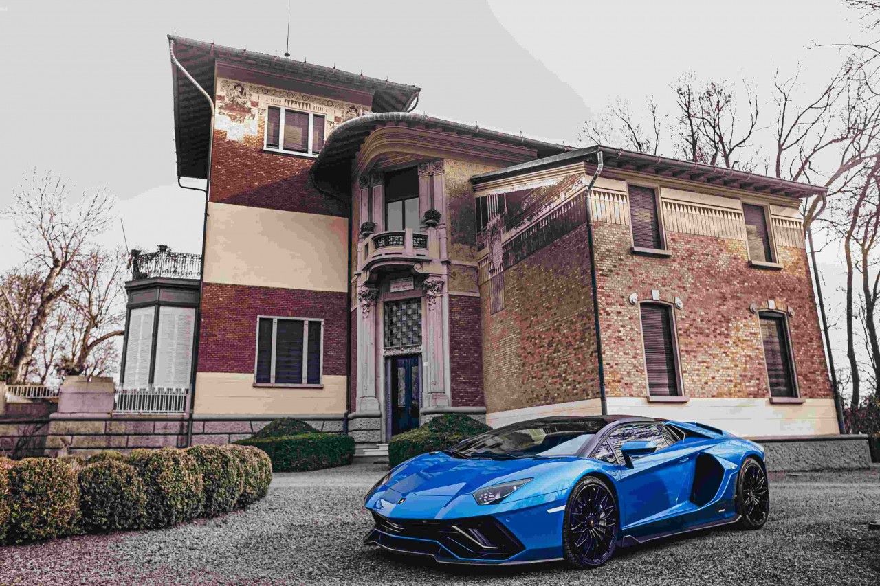 Nhìn lại dòng đời khối động cơ V12 - “Trái tim” của Lamborghini