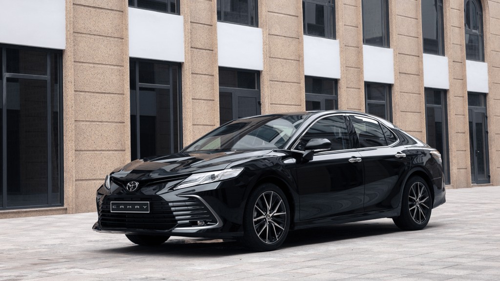 Toyota Camry giữ vững ngôi vương phân khúc sedan cỡ D tháng 1/2023