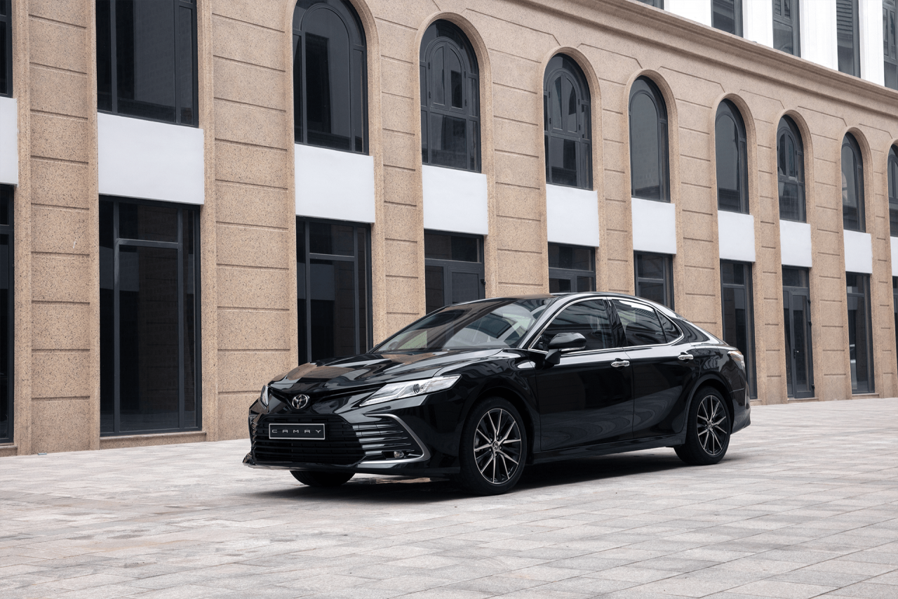 Toyota là thương hiệu ô tô bán chạy nhất Việt Nam, hướng tới cột mốc 900.000 xe bán ra aaaaaaaaaaaaaaa