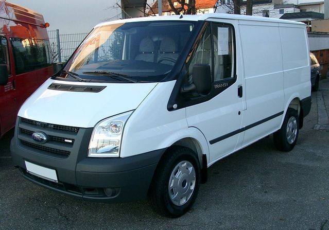 Tổng hợp các đời xe Ford Transit tại Việt Nam Tổng hợp các đời xe Ford Transit tại Việt Nam