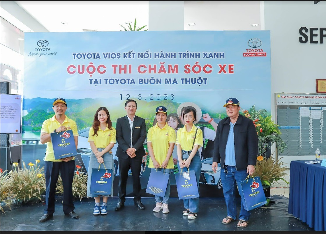 Hàng ngàn chủ xe Toyota Vios cả nước đang tranh tài để tìm ra “Bậc thầy chăm xe” Hàng ngàn chủ xe Toyota Vios cả nước đang tranh tài để tìm ra “Bậc thầy chăm xe”