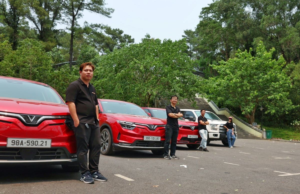 Chủ xe VinFast VF9 xuyên việt hơn 4.000km, cảm nhận tốt hơn hẳn VF8 Chủ xe VinFast VF9 xuyên việt hơn 4.000km, cảm nhận tốt hơn hẳn VF8