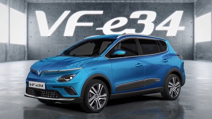 Doanh số xe điện VinFast VF e34 có thể đứng đầu toàn thị trường Việt Nam tháng 4/2023