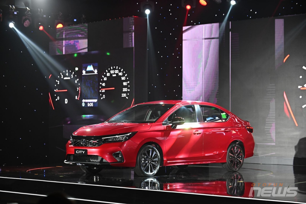 Giá lăn bánh Honda City 2023 vừa ra mắt Giá lăn bánh Honda City 2023 vừa ra mắt