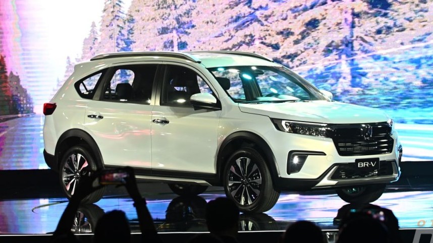 Chi tiết Honda BR-V 2023 vừa ra mắt, dẫn đầu phân khúc về công nghệ, giá từ 661 triệu đồng