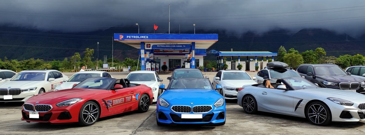 Youtuber Vinh Vật Vờ: Mua BMW 330i trước khi xe lắp ráp trong nước, đắt hơn gần 1 tỷ nhưng chưa từng bận tâm BMW 330i