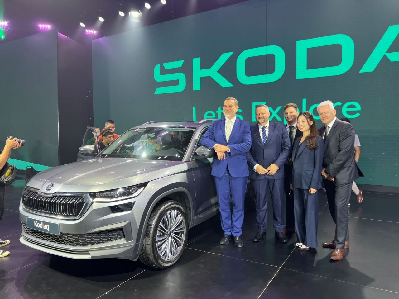 Chi tiết Skoda Kodiaq 2024 mới ra mắt tại Việt Nam, giá lăn bánh từ 1,3 đến 1,6 tỷ đồng Chi tiết Skoda Kodiaq 2024 mới ra mắt tại Việt Nam, giá lăn bánh từ 1,3 đến 1,6 tỷ đồng