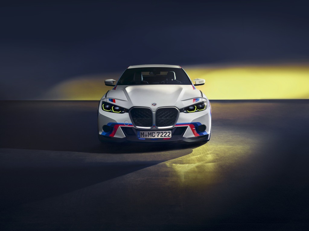 Huyền thoại BMW 3.0 CSL tái sinh với mẫu M4, mạnh tới 553 mã lực Huyền thoại BMW 3.0 CSL tái sinh với mẫu M4, mạnh tới 553 mã lực