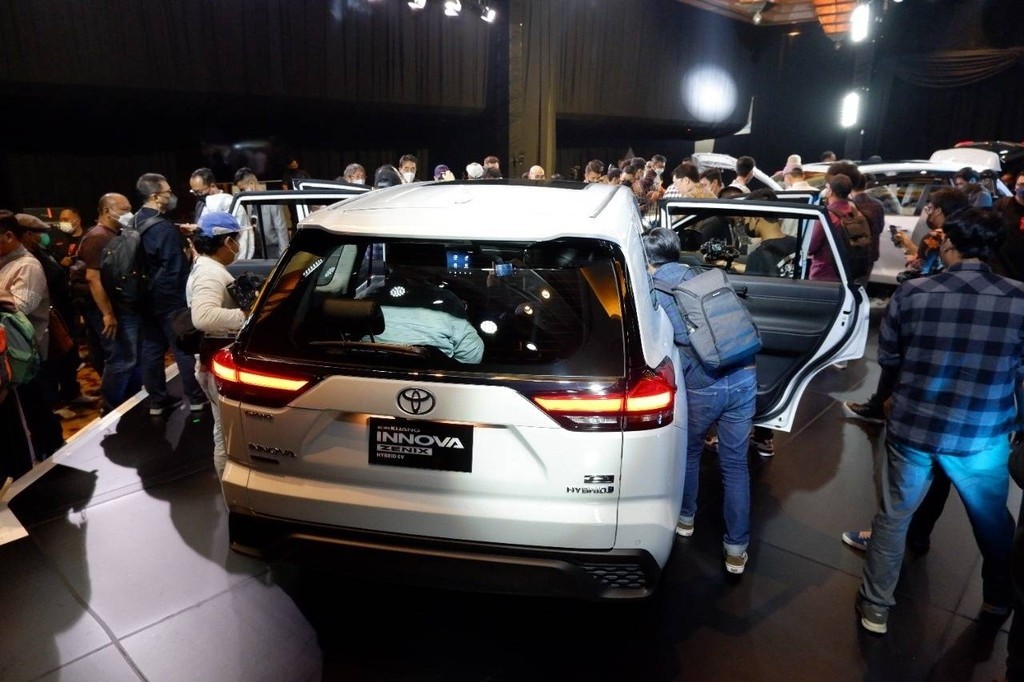 Toyota Innova 2023 cháy hàng tại Indonesia Toyota Innova 2023 cháy hàng tại Indonesia