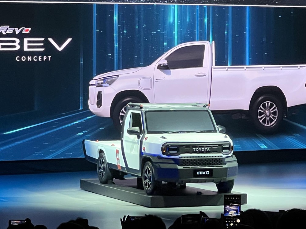 Toyota IMV-0 Concept bất ngờ ra mắt tại Thái Lan Toyota IMV-0 Concept bất ngờ ra mắt tại Thái Lan