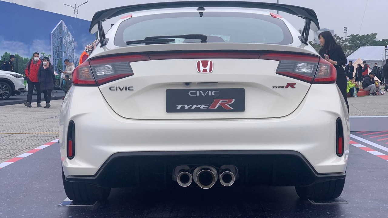 Nhiều thông tin thú vị về HONDA CIVIC TYPE R được tiết lộ tại Honda Thanks Day Nhiều thông tin thú vị về HONDA CIVIC TYPE R được tiết lộ tại Honda Thanks Day