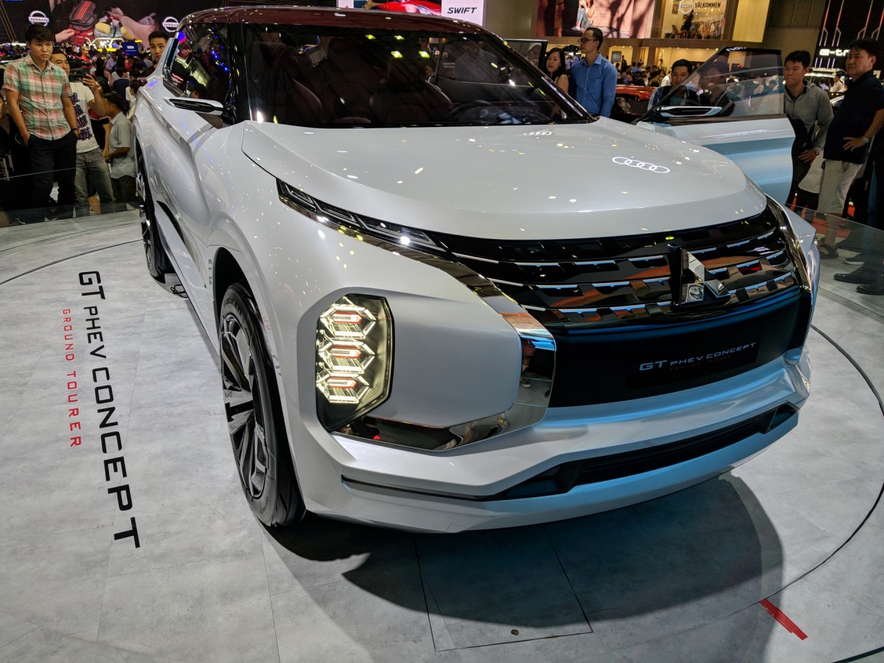 Ngắm concept Mitsubishi GT-PHEV cực đẹp tại VMS 2019 ngam concept mitsubishi gt phev cuc dep tai vms 2019