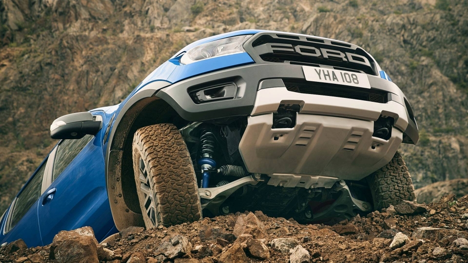 Ford Ranger Raptor ra mắt châu Âu cùng video quảng cáo cực kỳ ấn tượng ford ranger raptor ra mat chau au cung video quang cao cuc ky an tuong