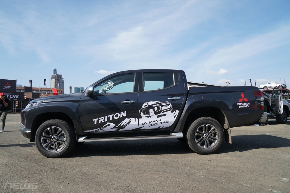 chi tiet mitsubishi triton 2019 vua duoc ra mat