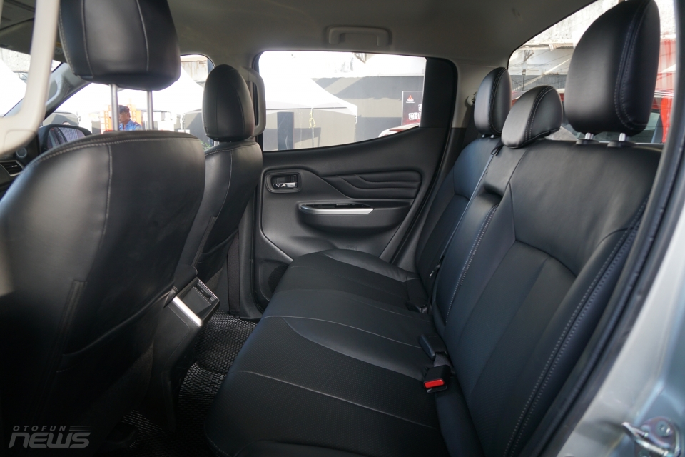 chi tiet mitsubishi triton 2019 vua duoc ra mat