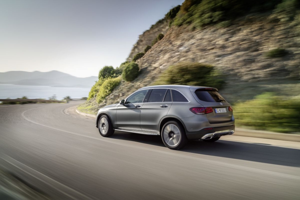 Mercedes-Benz GLC 2020 lộ diện trước thềm triển lãm Geneva 2019 mercedes benz glc 2020 lo dien truoc them trien lam geneva 2019