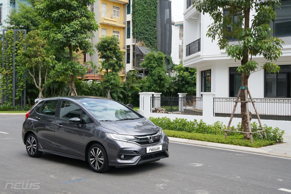 trai nghiem honda jazz rs be nhung khong nho