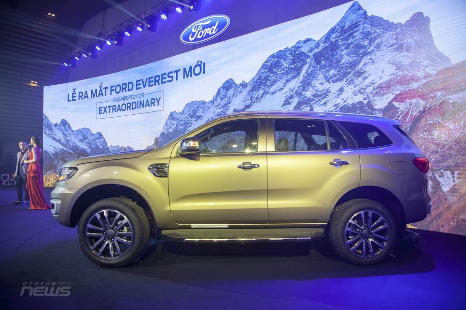 chi tiet ford everest 2018 vua duoc ra mat