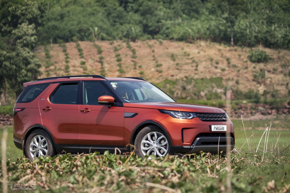 Trải nghiệm nhanh Land Rover Discovery thế hệ mới giá 4,5 tỷ đồng tại Việt Nam trai nghiem nhanh land rover discovery the he moi gia 45 ty dong tai viet nam