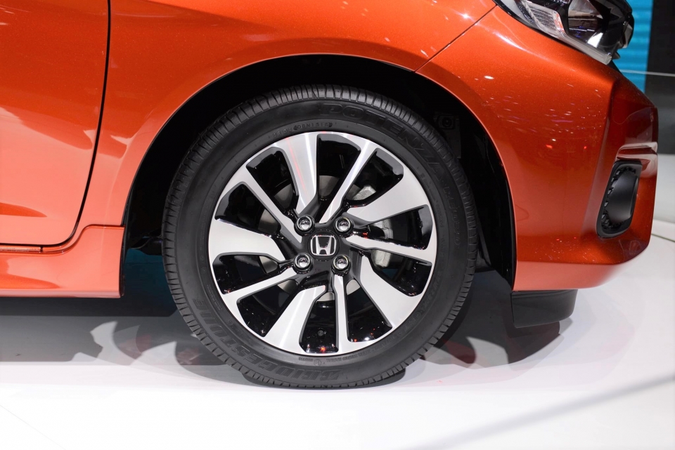 Honda Brio: 'Chiến binh' mới ở 'đấu trường' xe giá rẻ honda brio chien binh moi o dau truong xe gia re