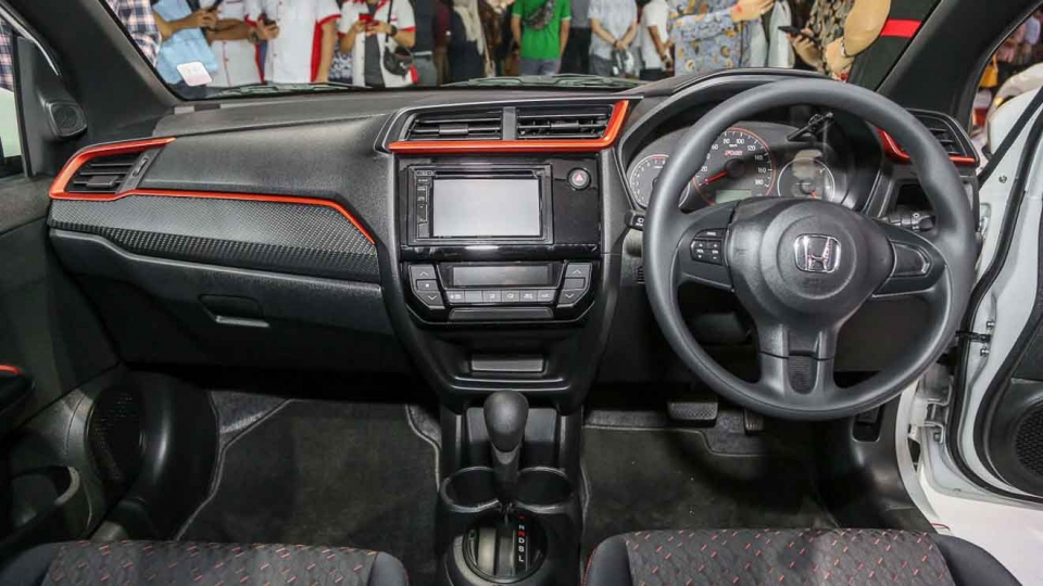 Honda Brio và Honda BR-V rục rịch ra mắt, đại lý đã nhận đặt cọc honda brio va honda br v ruc rich ra mat dai ly da nhan coc