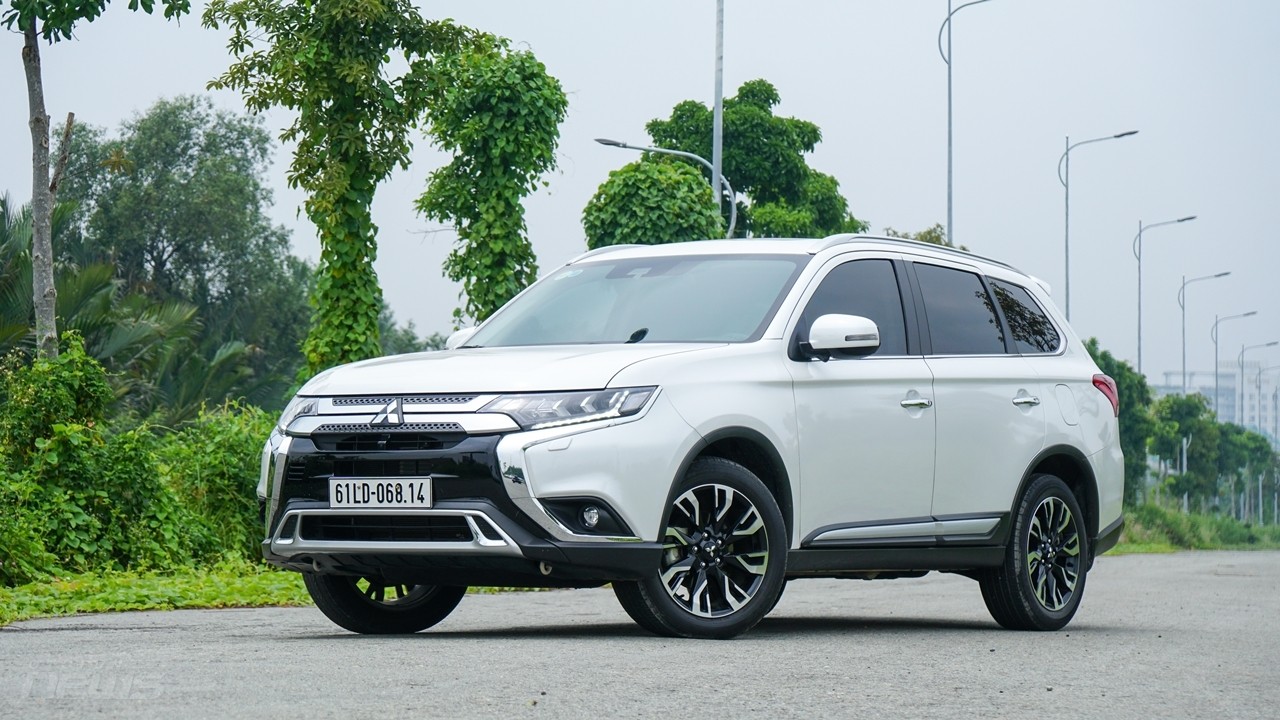Mitsubishi ưu đãi lớn dịp cuối năm