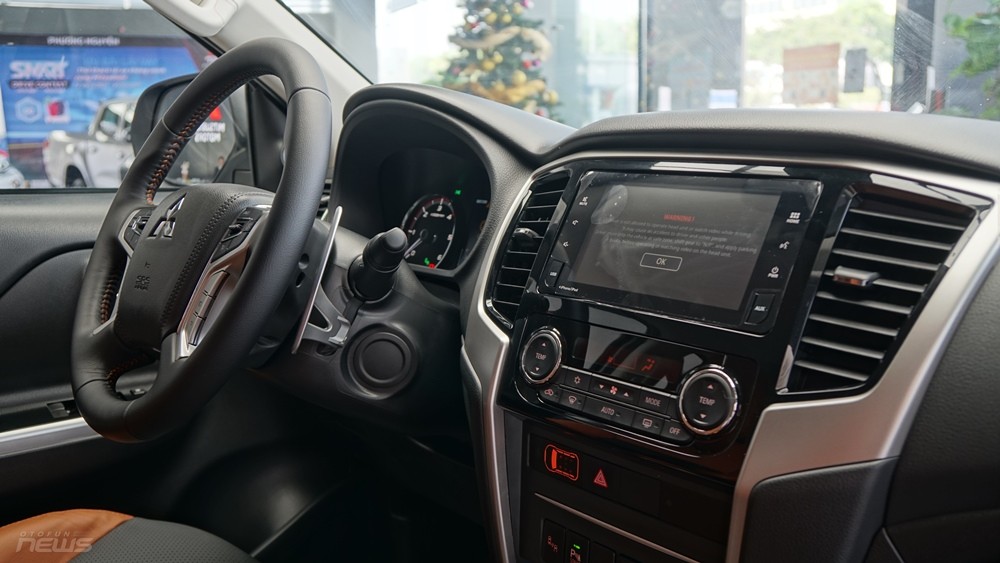 Cận cảnh Mitsubishi Triton Athlete