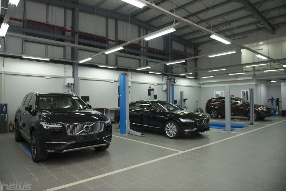 volvo khai truong dai ly chinh hang dau tien tai ha noi