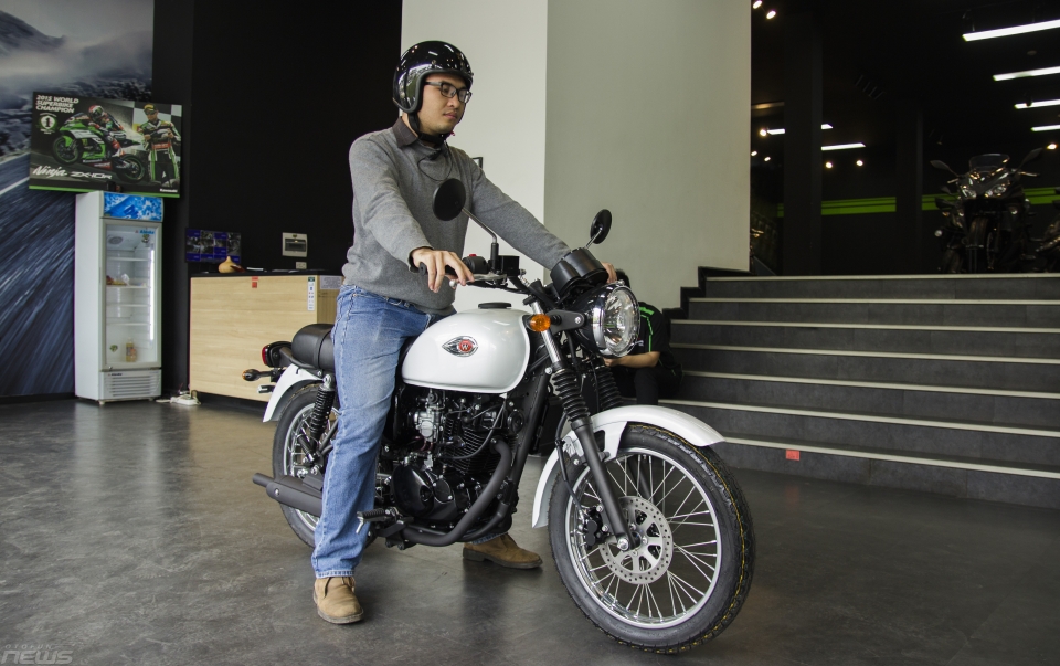Cận cảnh mô tô hoài cổ Kawasaki W175 2018 can canh mo to hoai co kawasaki w175 2018