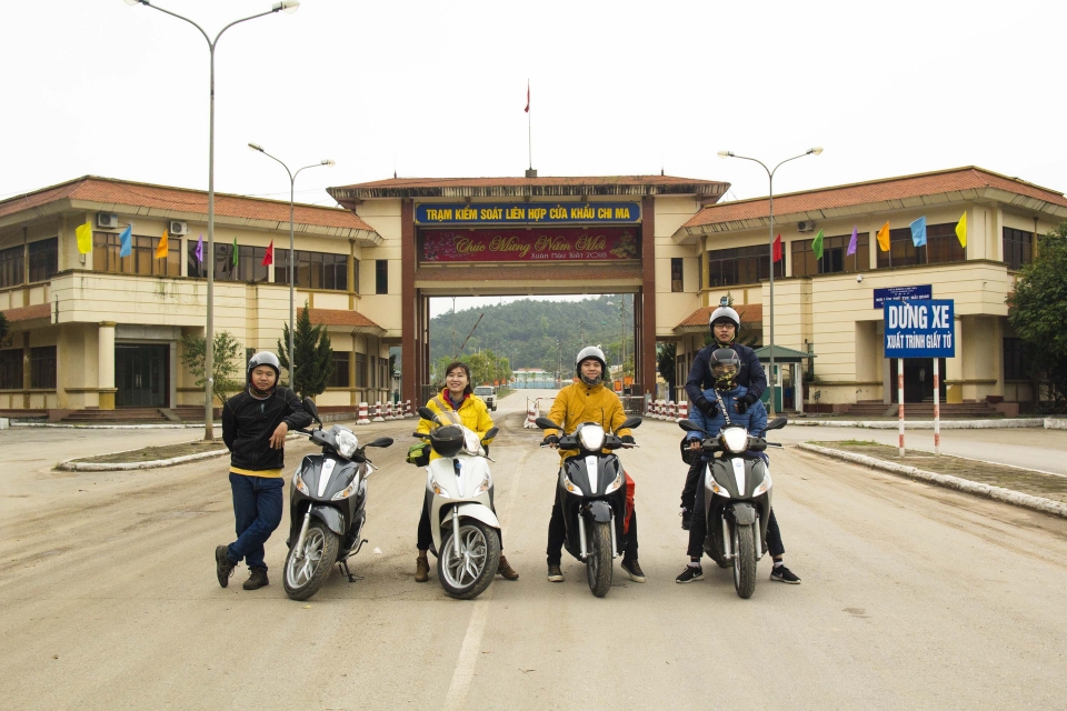 Du ngoạn đất trời Đông Bắc cùng Piaggio Medley ABS du ngoan dat troi dong bac cung piaggio medley abs