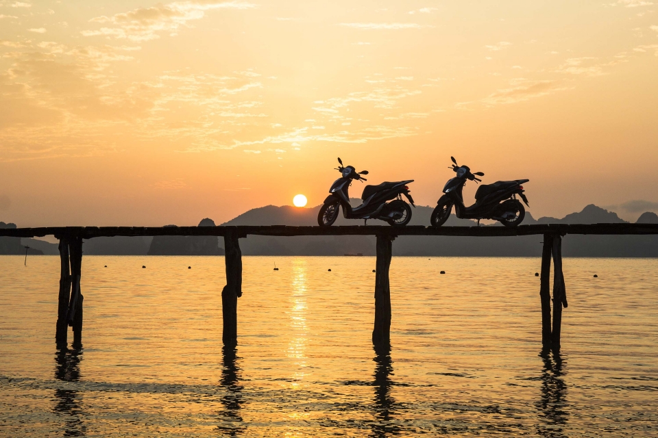 Du ngoạn đất trời Đông Bắc cùng Piaggio Medley ABS du ngoan dat troi dong bac cung piaggio medley abs