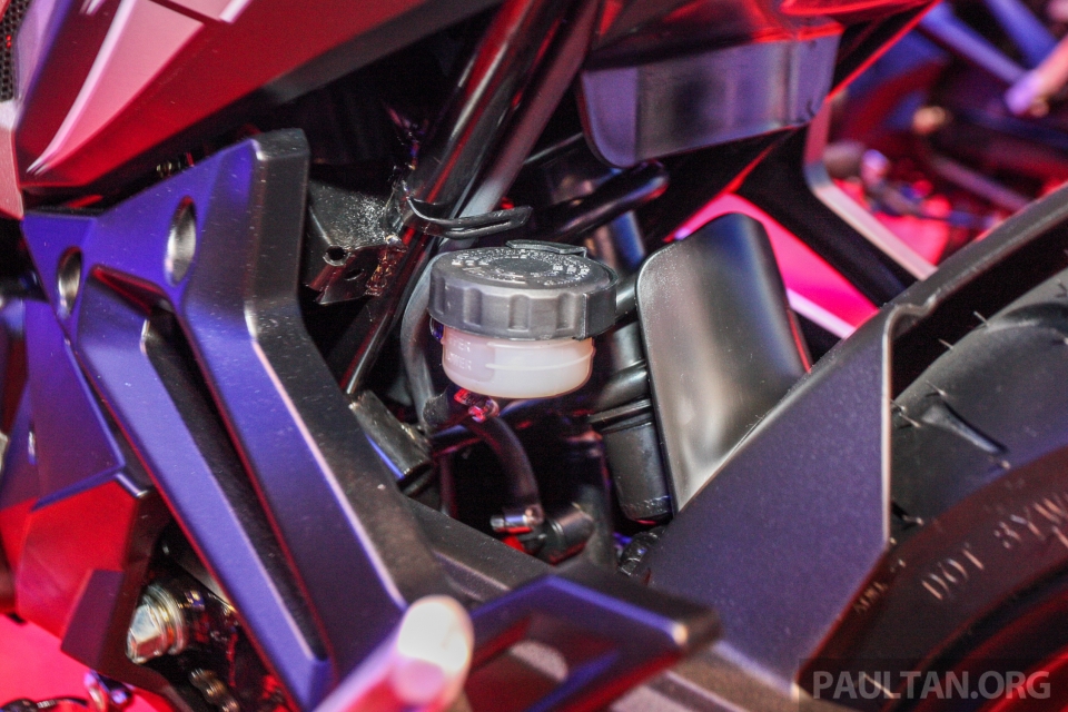 SYM VF3i 2018 ra mắt nhằm soán ngôi Honda Winner sym vf3i 2018 ra mat nham soan ngoi honda winner
