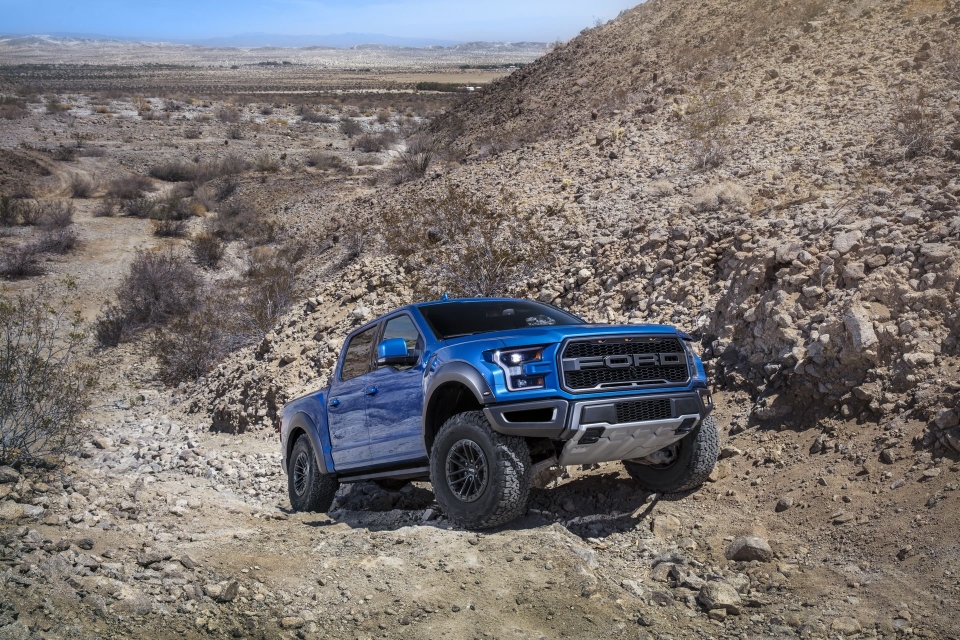 Ford nâng cấp 'quái thú' F-150 Raptor 2019 ford nang cap quai thu f 150 raptor 2019
