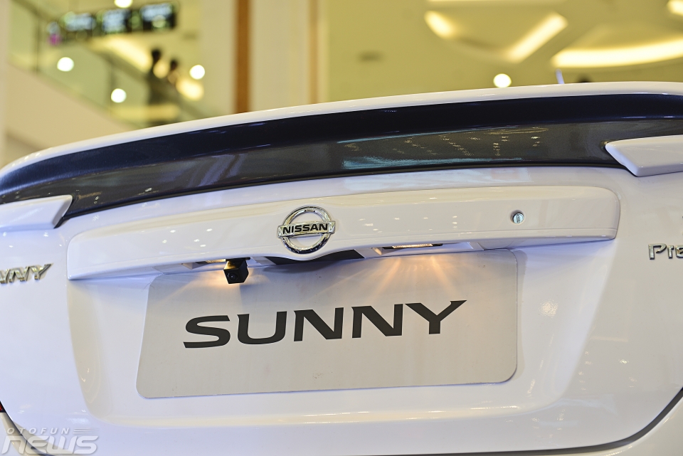 Nissan giới thiệu Sunny XV Premium S và X-Trail SV Premium L nissan gioi thieu sunny xv premium s va x trail sv premium l