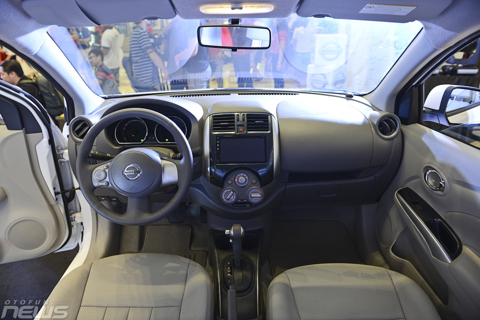 Nissan giới thiệu Sunny XV Premium S và X-Trail SV Premium L nissan gioi thieu sunny xv premium s va x trail sv premium l