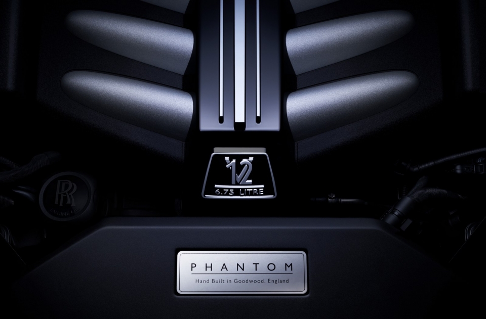 rolls royce phantom 2018 ke thua huyen thoai