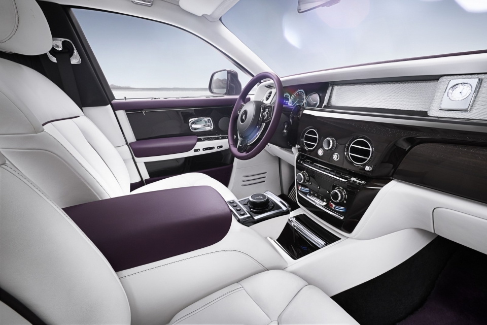 rolls royce phantom 2018 ke thua huyen thoai