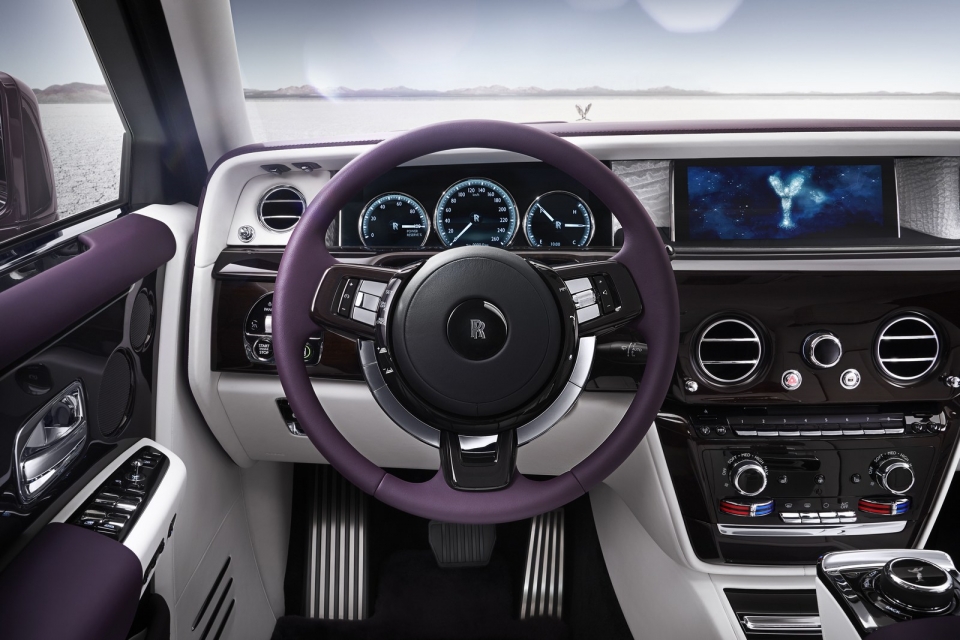 rolls royce phantom 2018 ke thua huyen thoai