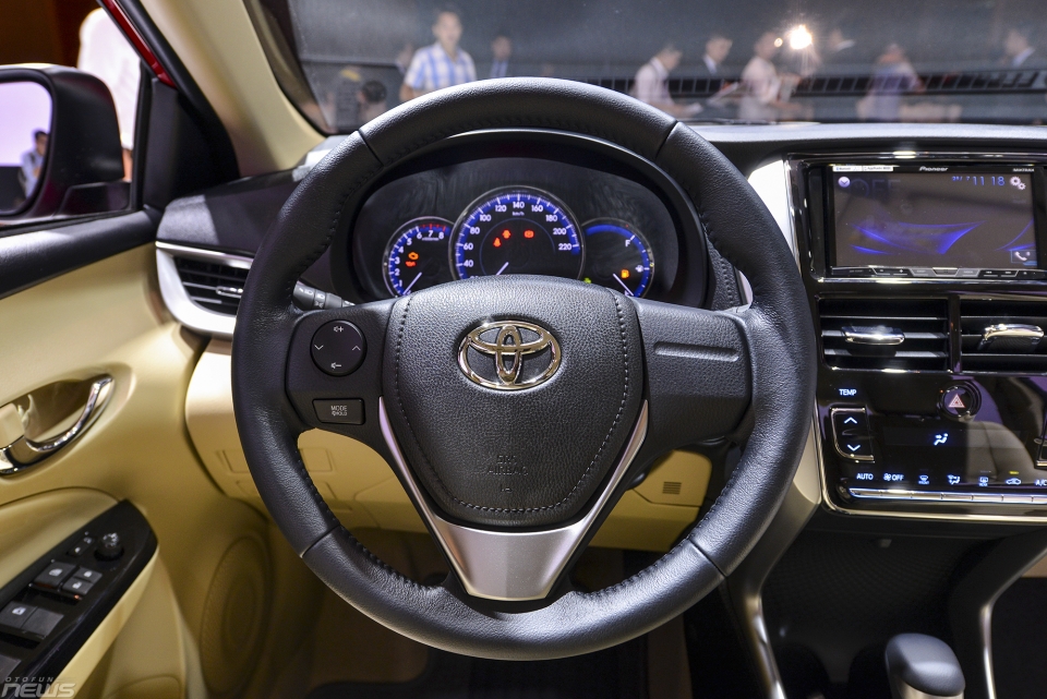 tang khuyen mai toyota vios muon giu vi tri ban chay nhat dip cuoi nam