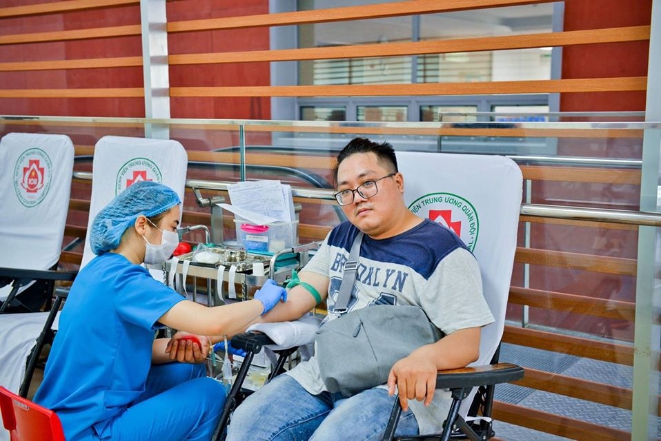 nhung cam xuc con dong lai trong ngay mau of