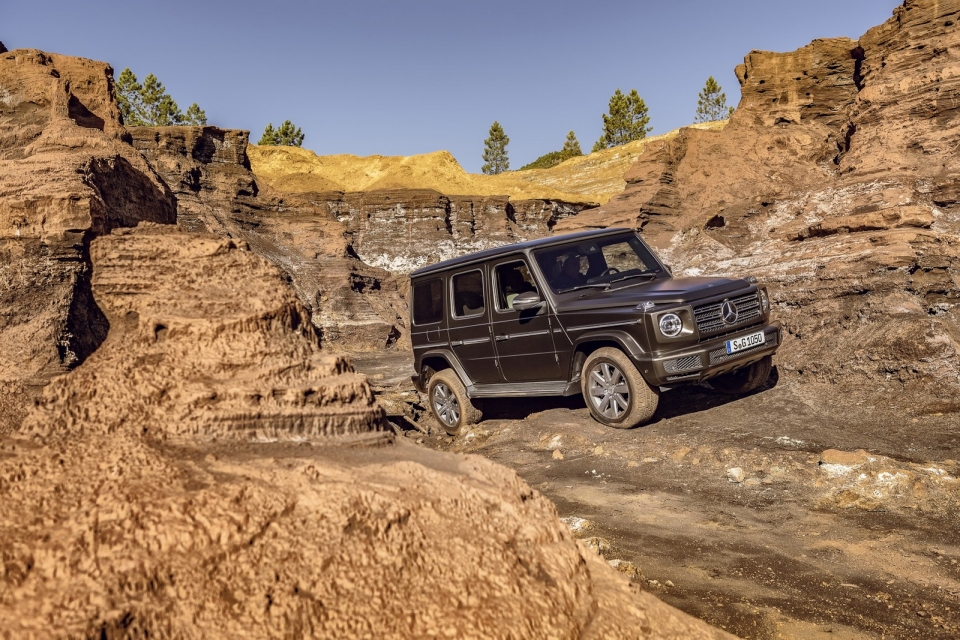 Mercedes-Benz G-Class 2019 trình làng: Tiếp nối một huyền thoại mercedes benz g class 2019 trinh lang tiep noi mot huyen thoai