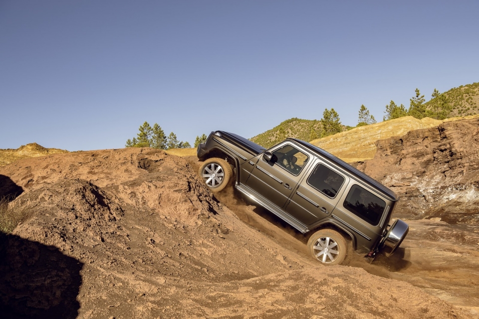 Mercedes-Benz G-Class 2019 trình làng: Tiếp nối một huyền thoại mercedes benz g class 2019 trinh lang tiep noi mot huyen thoai