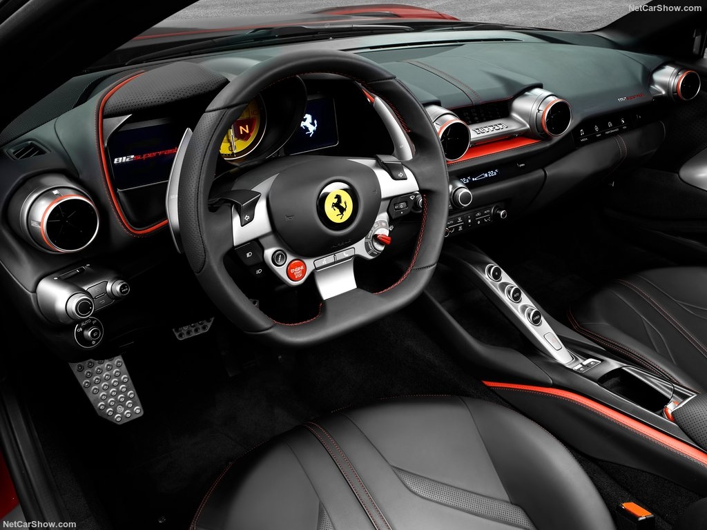 geneva 2017 cho doi man ra mat cua ferrari 812 superfast