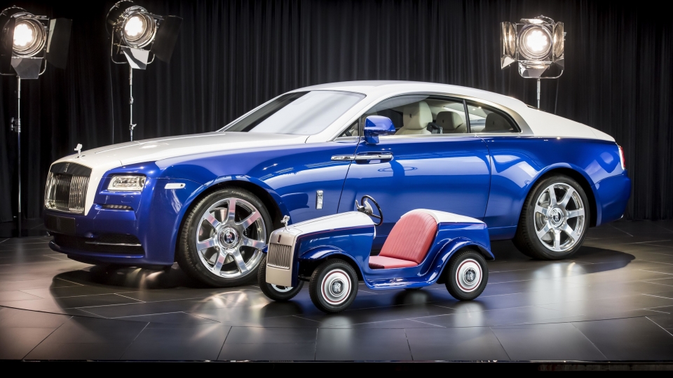 dao pho theo phong cach sieu sang voi rolls royce srh
